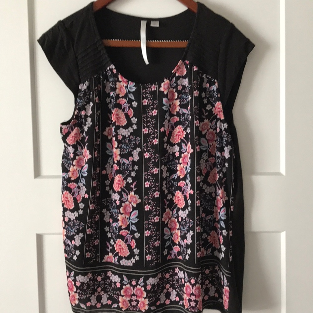 Sleeveless floral blouse